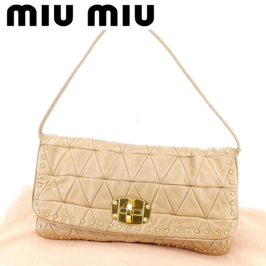 miu miu スタッズ付き クラッチバッグ