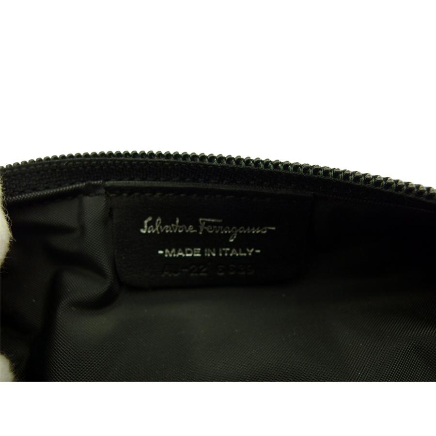 サルヴァトーレフェラガモ Salvatore Ferragamo ポーチ ロゴ ブラック シルバー レディース 中古_7