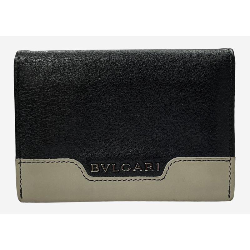 未使用　BVLGARI ブルガリ カードケース　名刺入れ　二つ折り　黒　ブラック BVLGARI（ブルガリ） カードケース 二つ折り ブラック レザー 黒 ロゴ