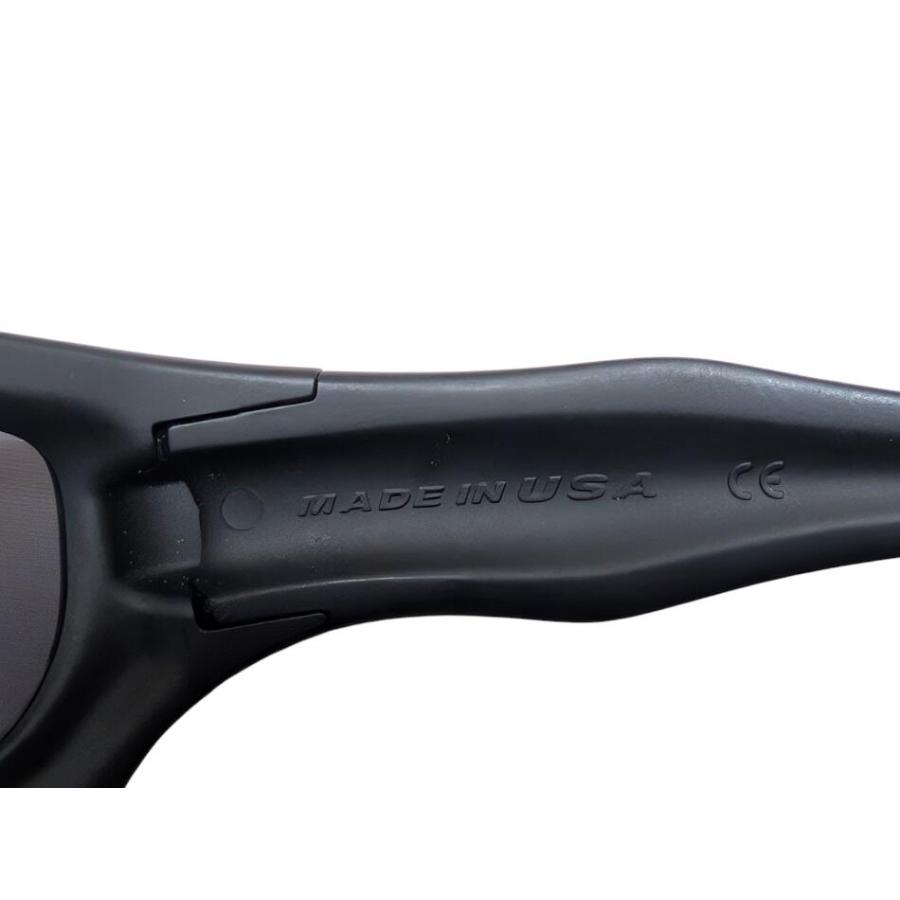 OAKLEY 新品同様 廃盤品 オークリー サングラス モンスター OAKLEY 新品同様 廃盤品 オークリー サングラス モンスター