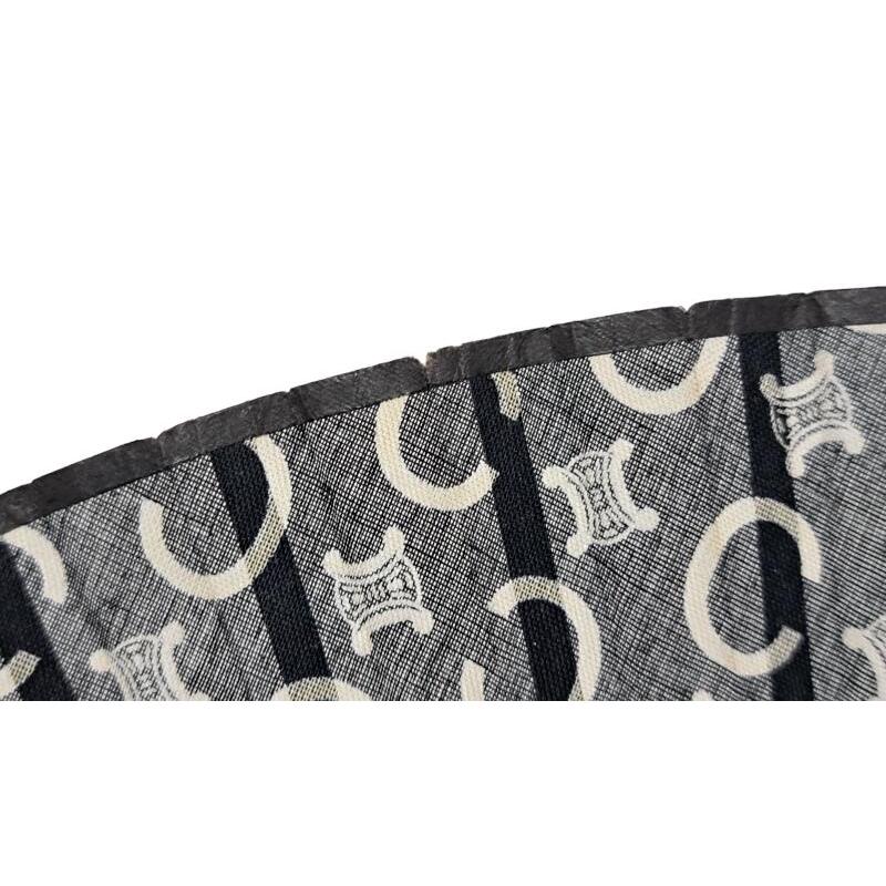 CELINE セリーヌ 扇子 うちわ マカダム柄 ロゴチャーム付き CELINE セリーヌ 扇子 うちわ マカダム柄 ロゴチャーム付き