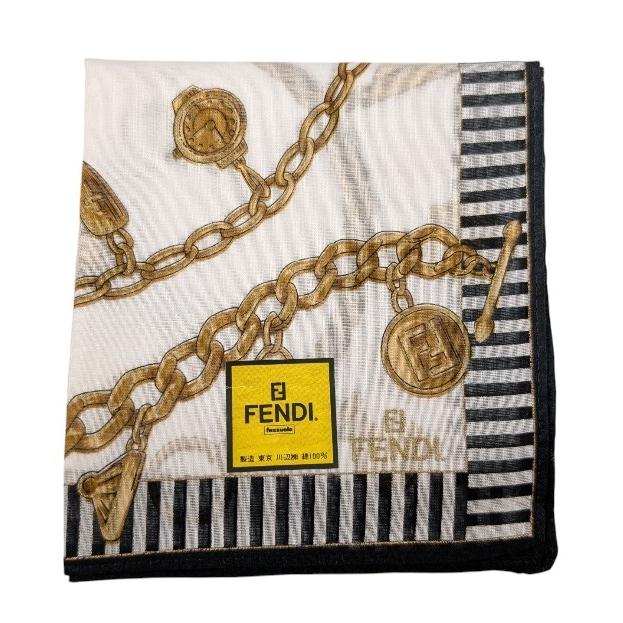 フェンディ スカーフ&大判ハンカチセット FENDI ローマ装飾モチーフ スカーフ ハンカチ FENDI ローマ装飾