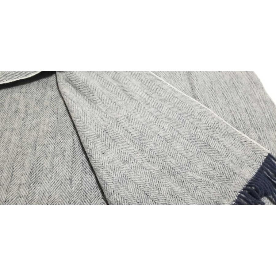 【新品】 バーバリーロンドン ひざ掛け ヘリンボーン柄 グレー x ネイビー 楽天市場】バーバリー ひざ掛けの通販