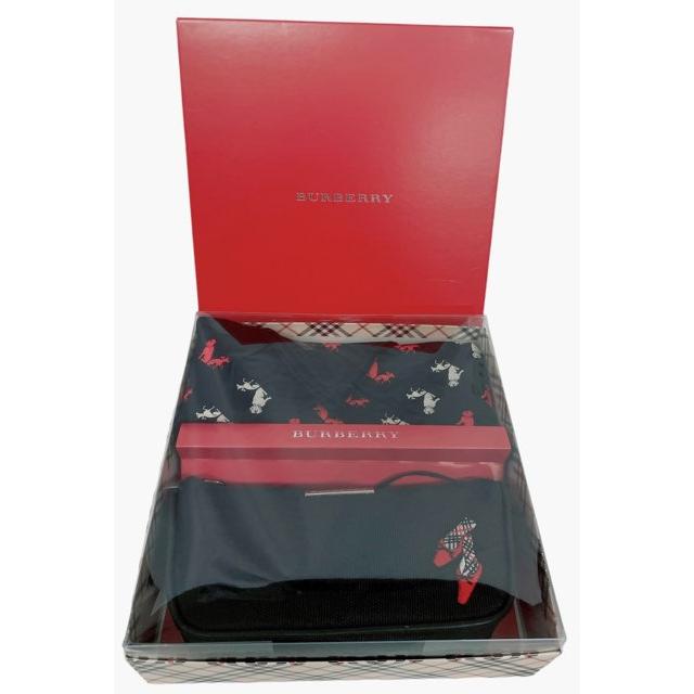 新品未使用 BURBERRY 犬 ハンカチセット値下げ不可 BURBERRY（バーバリー） 未使用 ポーチ ハンカチ セット キャンバス 犬