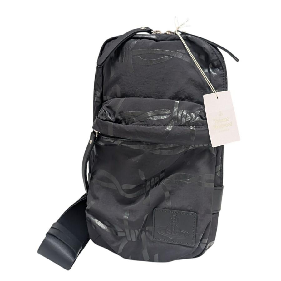 Vivienne Westwood（ヴィヴィアンウエストウッド） 新品同様 ボディ