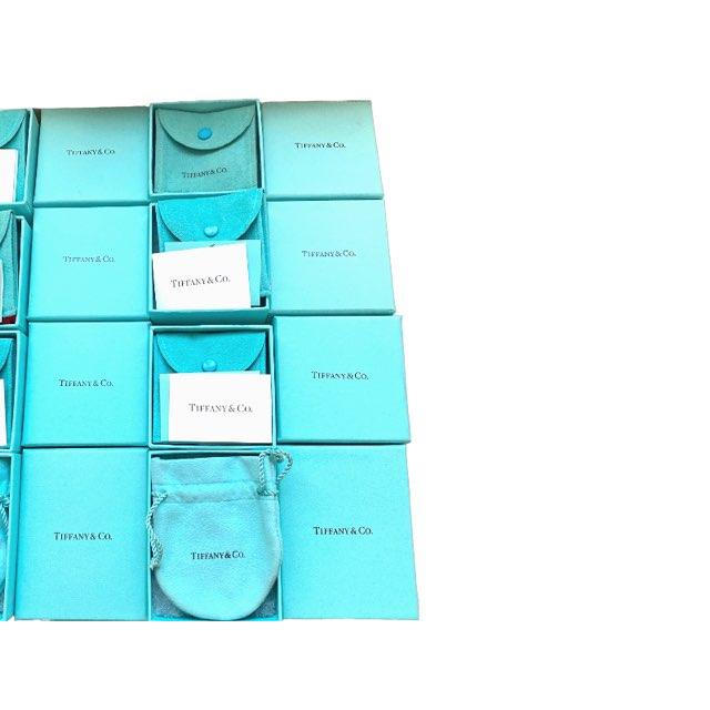 TIFFANY&Co.（ティファニー） 箱 保存袋 中綿付き 化粧箱 巾着 空箱