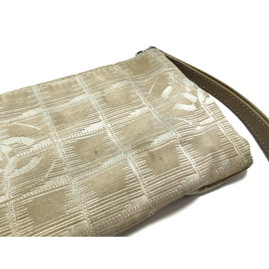 CHANEL シャネル ニュートラベルライン ココマーク ポーチ　メイク CHANEL シャネル ニュートラベルライン ココマーク ポーチメイク