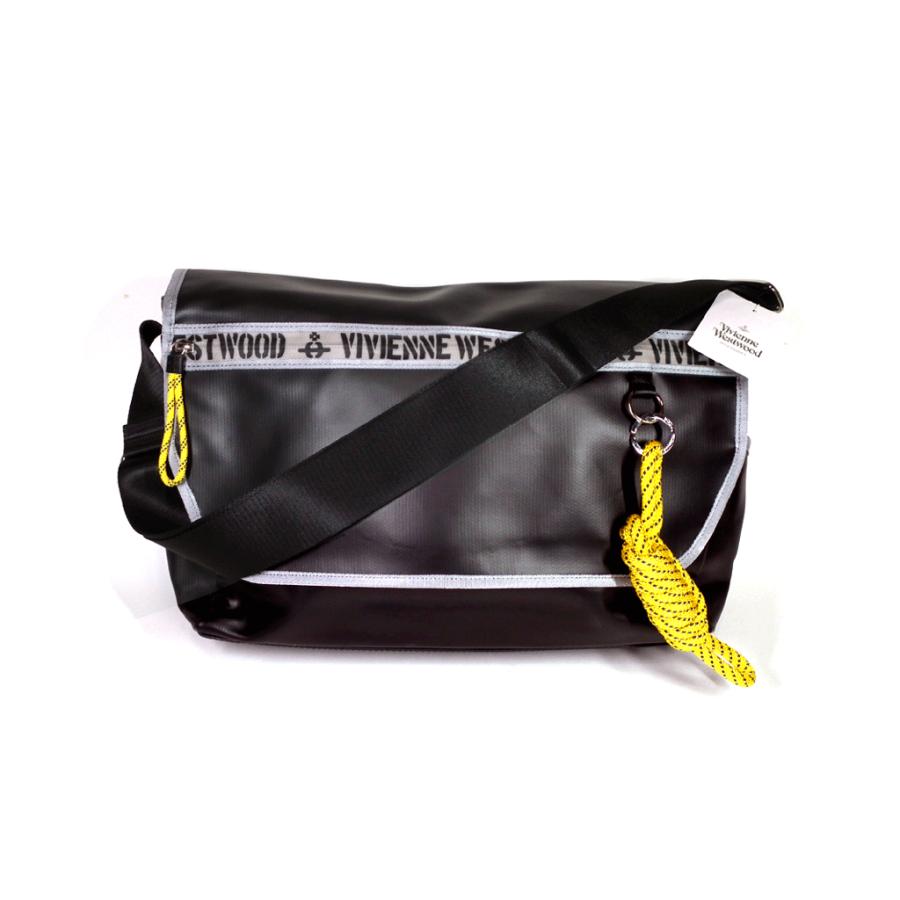 新品 未使用 ヴィヴィアンウエストウッド メッセンジャー ショルダーバッグ オーブ メンズ ブラック VWB823 Vivienne Westwood :c778932304:ブランディールYahoo!ショップ - 通販 - Yahoo!ショッピング