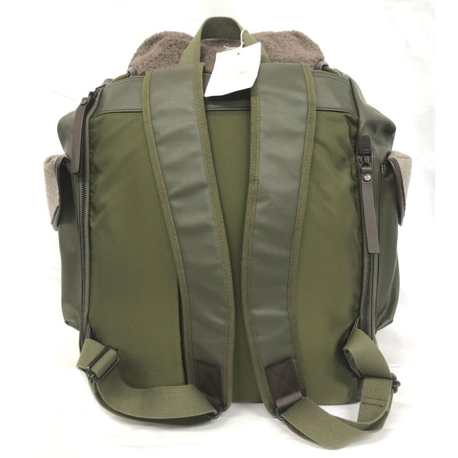 Vivienne Westwood（ヴィヴィアンウエストウッド） 未使用 ボア