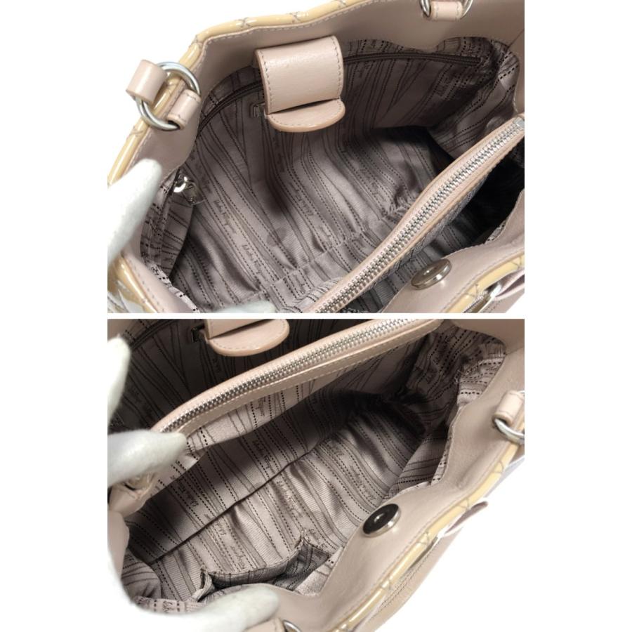 FERRAGAMO（フェラガモ） トートバッグ ショルダーバッグ ヴァラ
