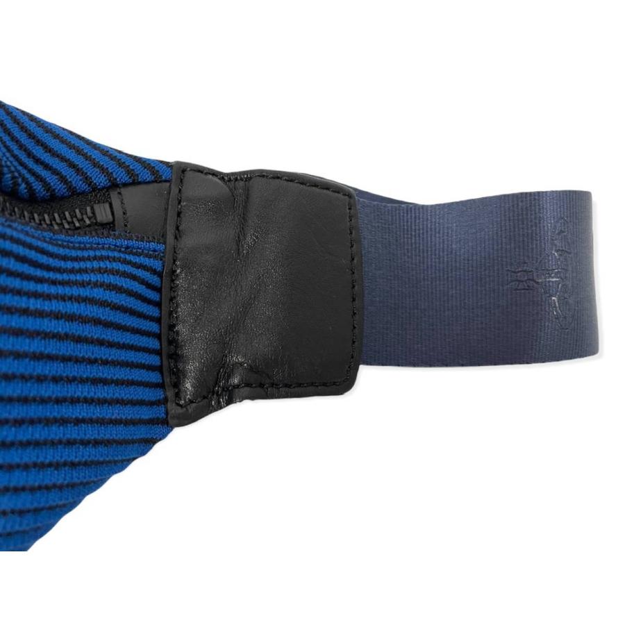 ヴィヴィアンウエストウッド ボディバッグ ウエストポーチ オーブロゴ 青 ヴィヴィアンウエストウッド ボディバッグ ウエストポーチ オーブロゴ