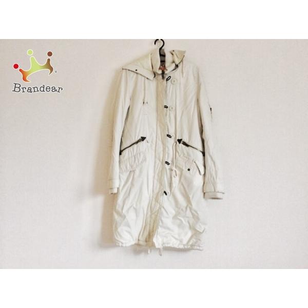 肌触りがいい マウジー Moussy コート サイズ2 M レディース ベージュ 冬物 新着 25