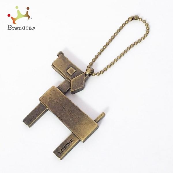 期間限定送料無料 ロエベ Loewe キーホルダー チャーム ゴールド イヌ 金属素材 スペシャル特価 保障できる Www Tiebreak Fr