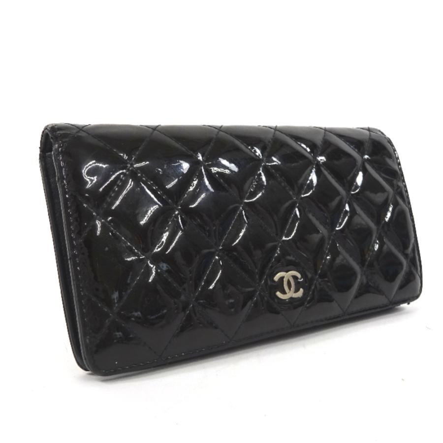 シャネル 二つ折り ココマーク マトラッセ 長財布 レディース パテント