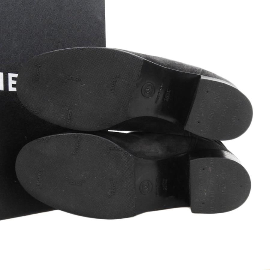 CHANEL（シャネル） 美品 箱付 エンボスロゴ マトラッセ スエード 