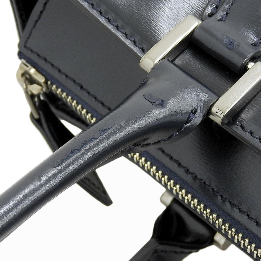 美品です！Hロゴパンチング　レザーショルダーバッグ 美品 アッシュマレ H.MARAIS パンチングHロゴ ボックスカーフ レザー
