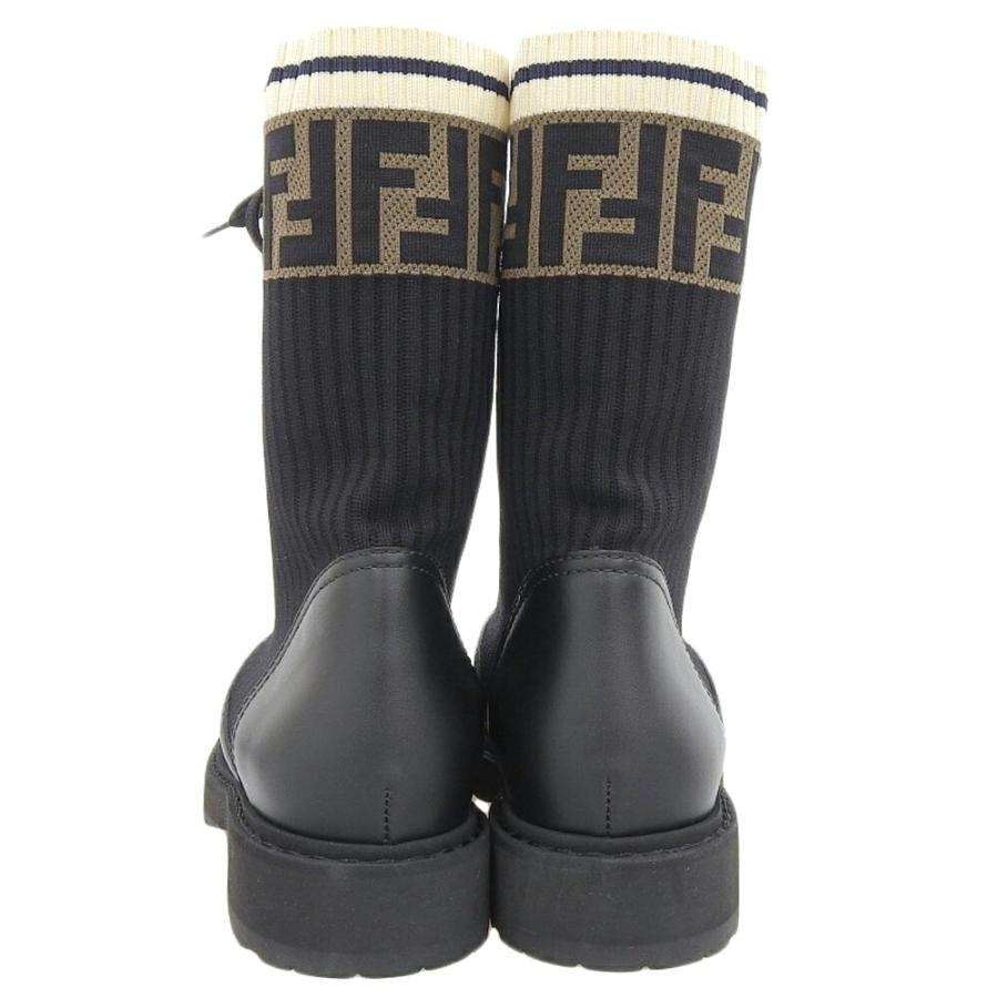 FENDI（フェンディ） 未使用 現行販売商品 ロココ ズッカ柄 コンバット