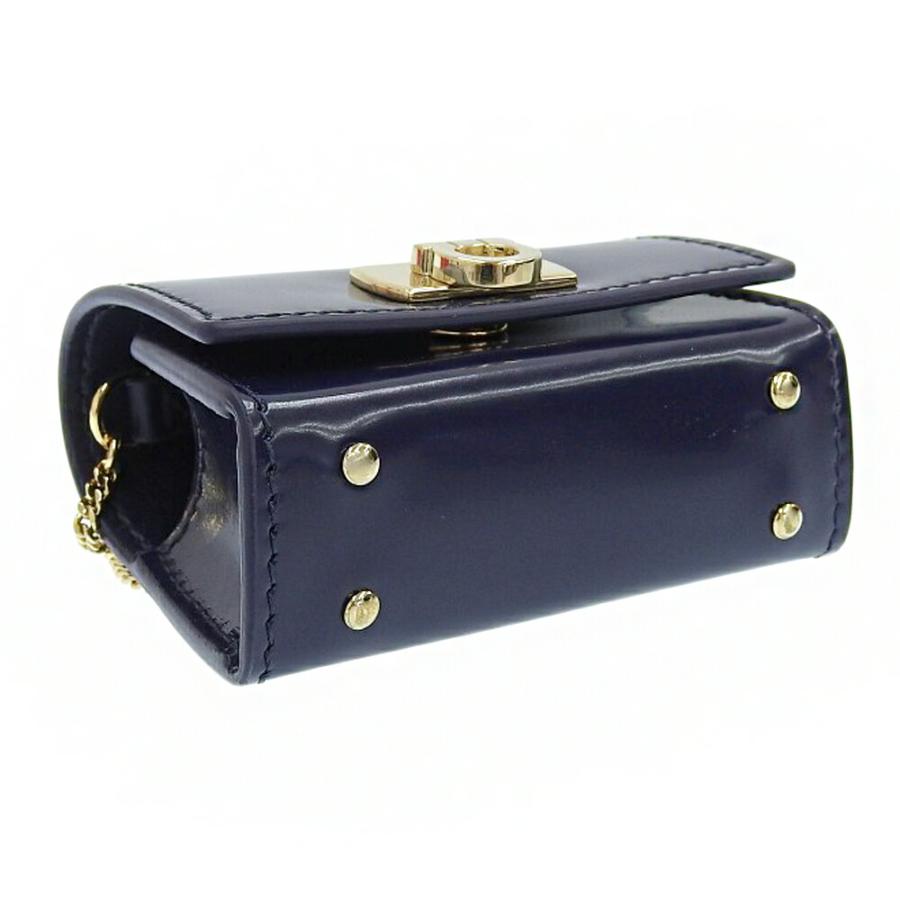 未使用 箱付 フェラガモ 現行ロゴ チェーンショルダー AirPods Pro