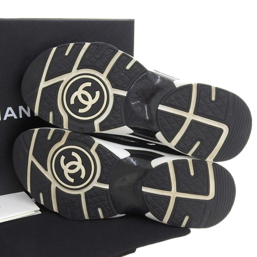 CHANEL（シャネル） 箱付超美品 CHANEL 2023年商品 G38750 ココマーク 
