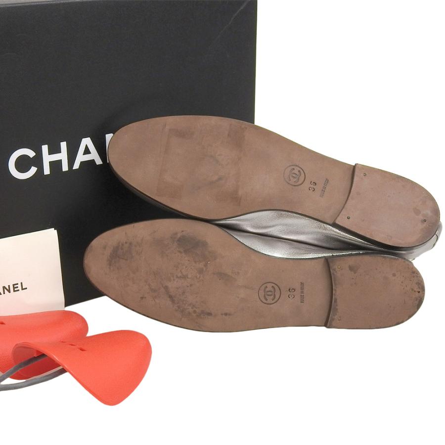 CHANEL（シャネル） 箱付美品 現行ロゴ チェーントリミング フラット 