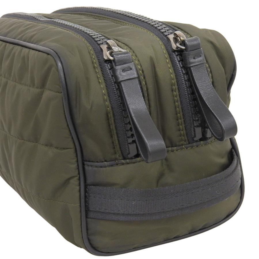 MONCLER（モンクレール） 美品 MONCLER 2017年商品 C209A5001810