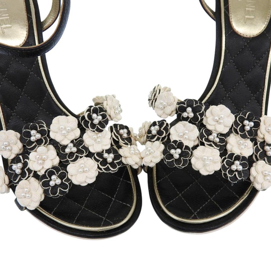 CHANEL（シャネル） 超美品 カメリア×パール マトラッセソール ヒール