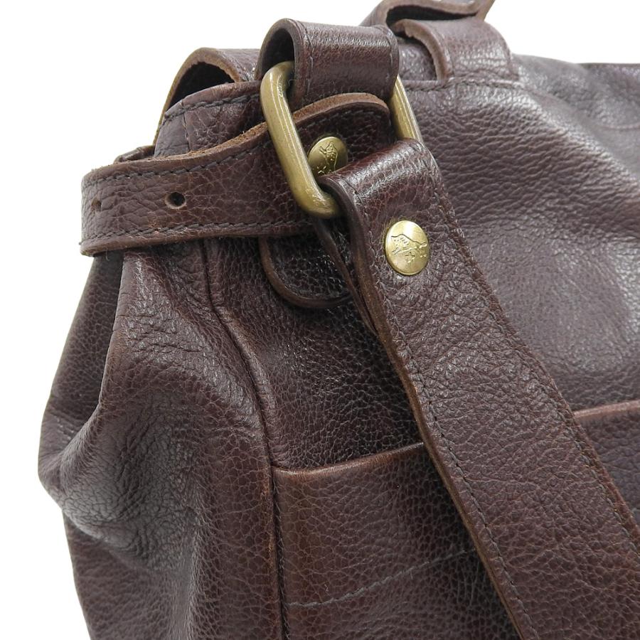 IL BISONTE（イルビゾンテ） 超美品 現行ロゴ メッセンジャー