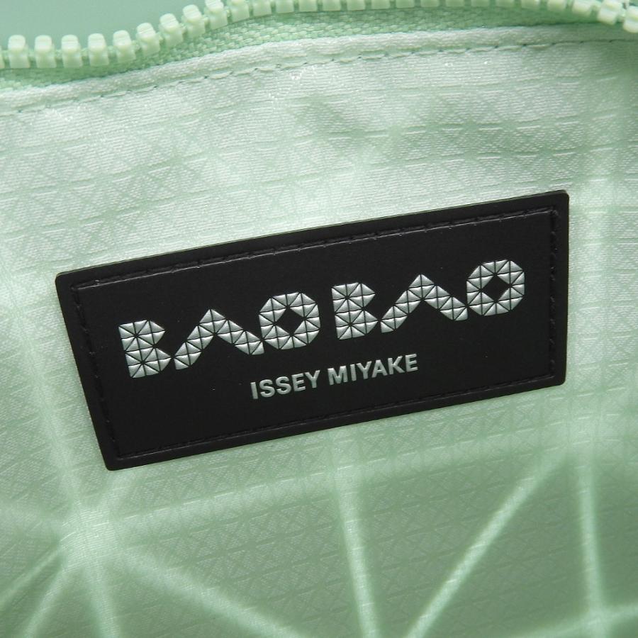 超美品 イッセイミヤケ ISSEY MIYAKE 2025 現行 BB53-AG605‐67 BAOBAO LUCENT W COLOR ルーセントダブルカラー ポーチ ライトグリーン 定価27500円_7