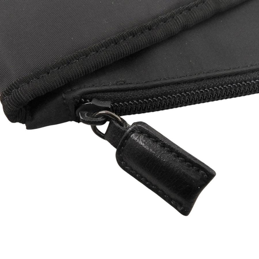 Max Mara（マックスマーラ） 美品 MAX MARA Mロゴ ナイロン レザー