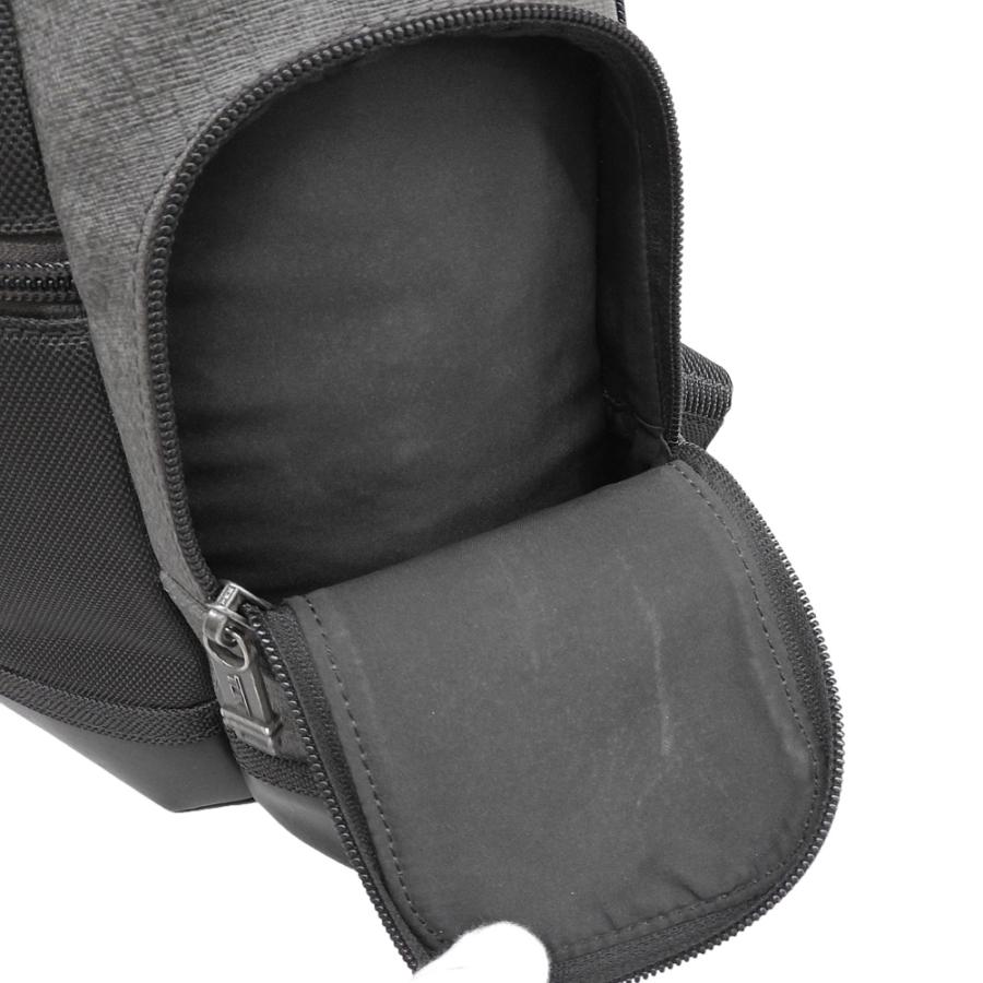 美品 トゥミ TUMI 222361 ナヴィゲーション バックパック リュック PC収納 定価95700円 TUMI（トゥミ） 美品 TUMI 222361 ナヴィゲーション バックパック