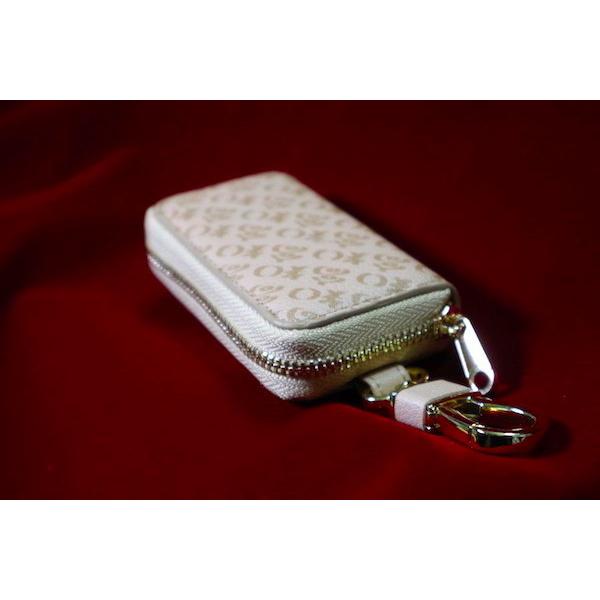 CHANEL ベージュ 長財布　タグ付きおまけキーケース付 希少クロコレザー”で仕立てた長財布＆キーケースがこの値段で【5色で