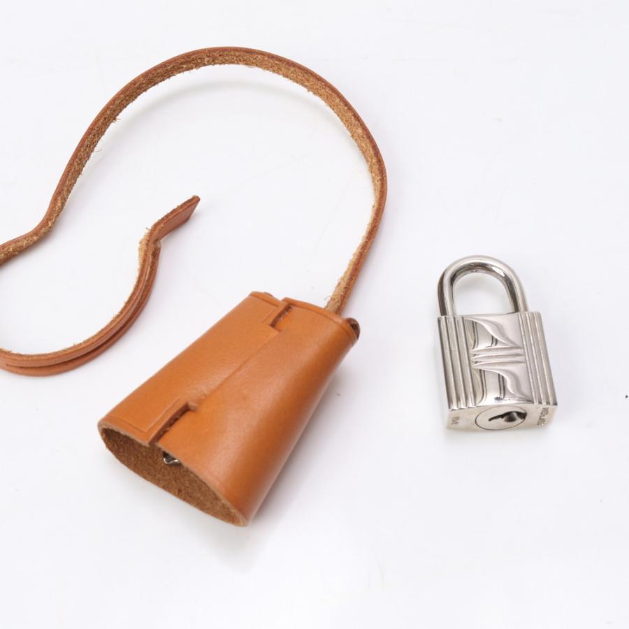 極美品 エルメス カデナ 102番 キー 鍵 シルバー パドロック 極美品 エルメス カデナ 102番 キー 鍵 シルバー パドロック