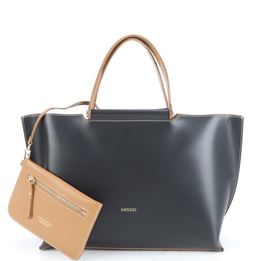 美品 IACUCCI イアクッチ イタリア製 マルゲリータ レザー