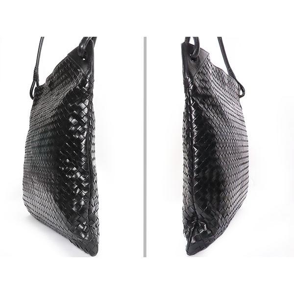 BOTTEGA VENETA（ボッテガヴェネタ）イントレチャート ボディバッグ BOTTEGA VENETA（ボッテガ・ヴェネタ） 美品 ボッテガ ヴェネタ