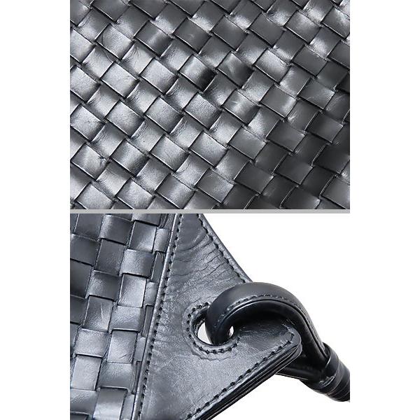 BOTTEGA VENETA（ボッテガヴェネタ）イントレチャート ボディバッグ BOTTEGA VENETA（ボッテガ・ヴェネタ） 美品 ボッテガ ヴェネタ
