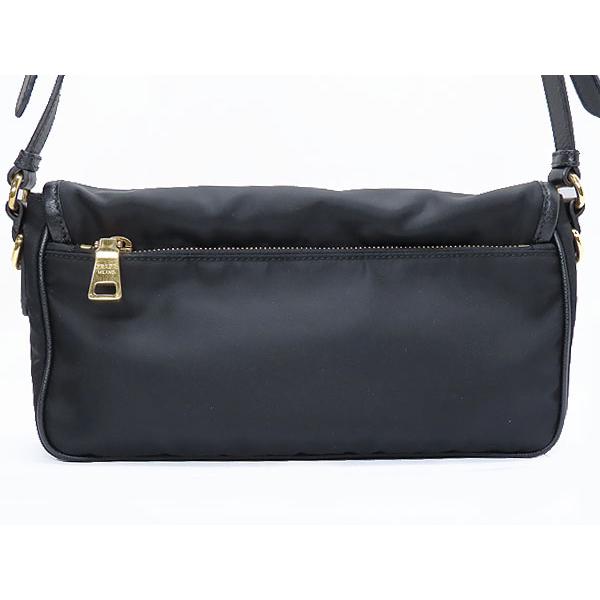 PRADA（プラダ） ほぼ新品 ナイロン 斜め掛け ショルダーバッグ