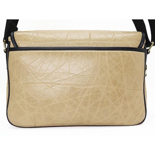 Hunting World（ハンティング・ワールド） 美品 バチューレザー 斜め