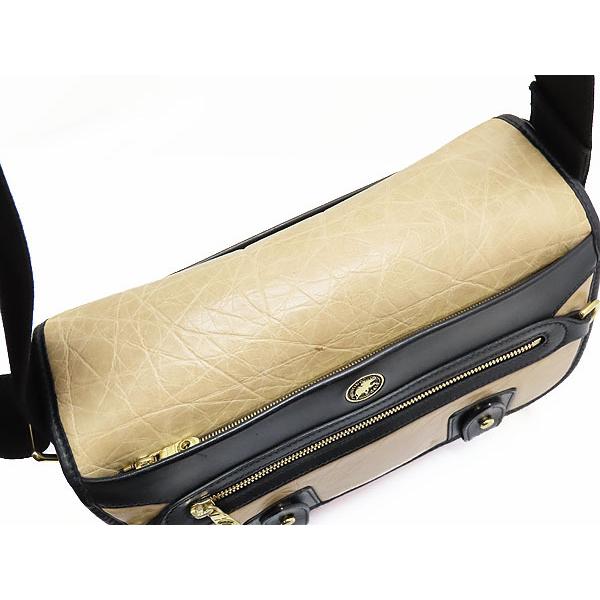 Hunting World（ハンティング・ワールド） 美品 バチューレザー 斜め