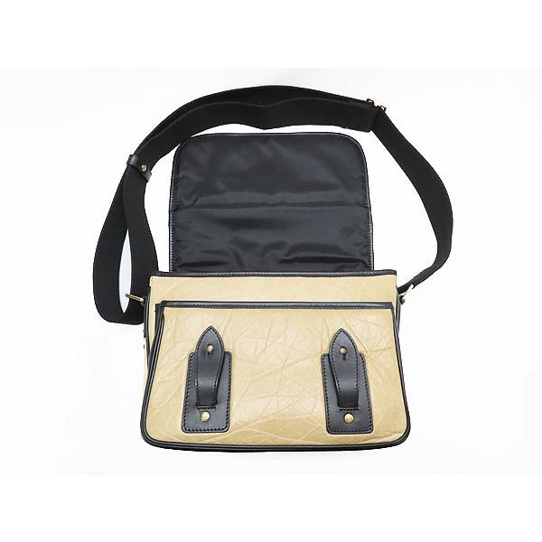 Hunting World（ハンティング・ワールド） 美品 バチューレザー 斜め