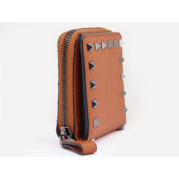 VALENTINO（ヴァレンティノ） 未使用 ガラヴァーニ ロックスタッズ