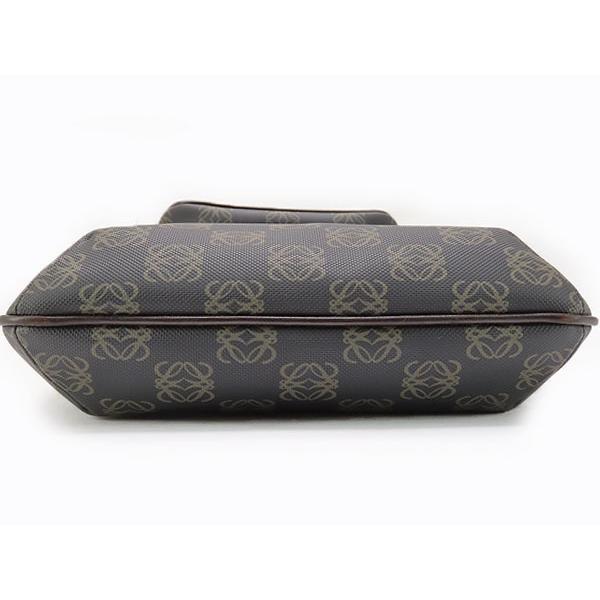 LOEWE（ロエベ） 美品 ポケッツ アナグラム 斜め掛けショルダーバッグ