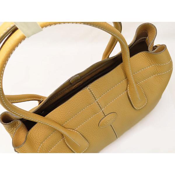 TOD'S（トッズ） 新品同様 ニューD トートバッグ ハンドバッグ