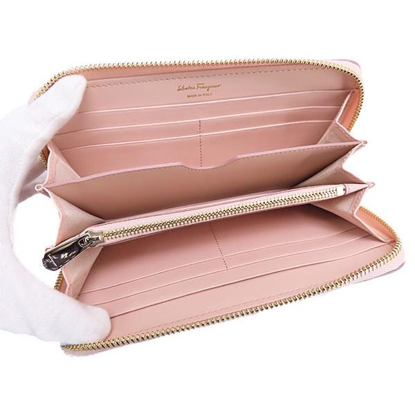 未使用 フェラガモ Salvatore Ferragamo ガンチーニ ラウンド  