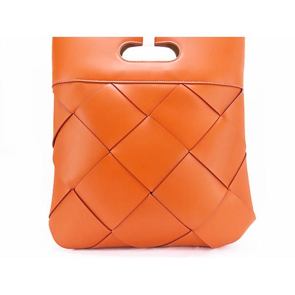 新品未使用 ボッテガべネタ クラッチバック オレンジ BOTTEGA VENETA