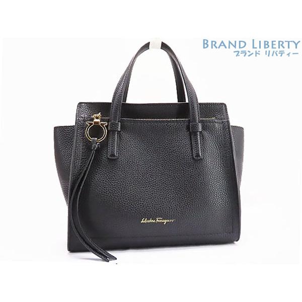 FERRAGAMO（フェラガモ） 超美品 Salvatore Ferragamo AMY エイミー