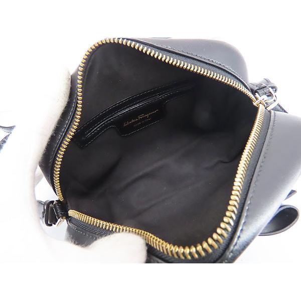 FERRAGAMO 新品同様 フェラガモ Salvatore Ferragamo ヴァラ FERRAGAMO 新品同様 フェラガモ Salvatore Ferragamo ヴァラ