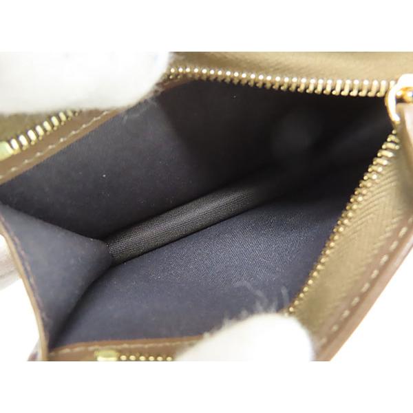 FENDI 新品同様 フェンディ エフ イズ ズッカ柄 ホック式二つ折り財布  