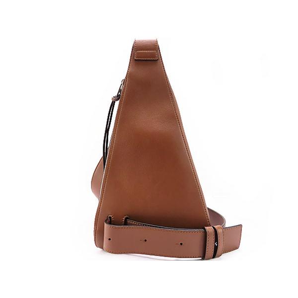 LOEWE（ロエベ） 未使用 アントン スリング ボディバッグ スリング