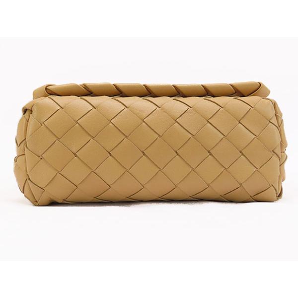 ✨BOTTEGA VENETA✨ボッテガヴェネタ✨ベージュ✨クラッチバッグ✨ BOTTEGA VENETA クラッチバッグ イントレチャート レザー ベージュ