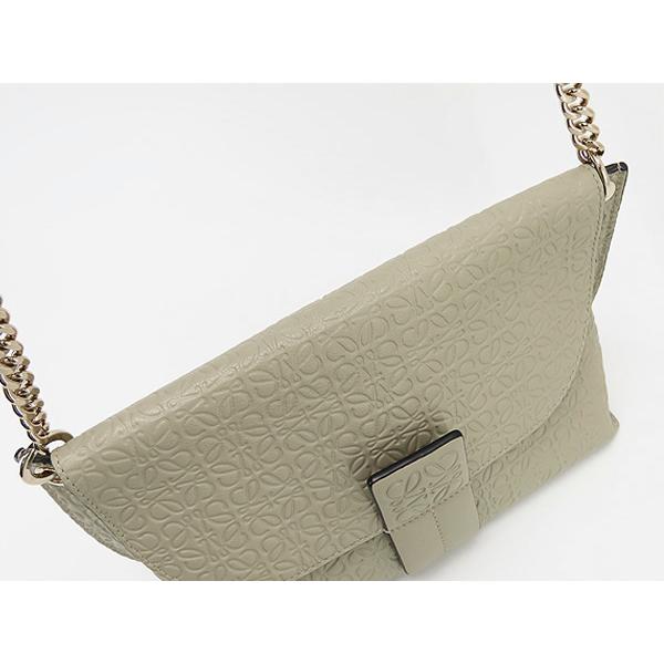 LOEWE レアほぼ新品 ロエベ アベニューバッグ チェーン LOEWE レアほぼ新品 ロエベ アベニューバッグ チェーン